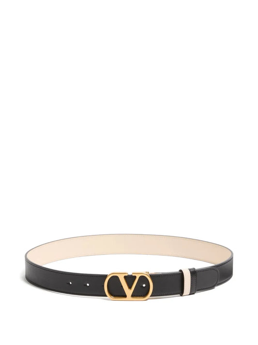 https://cdn-images.farfetch-contents.com/29/53/77/01/29537701_59443136_1000.jpg