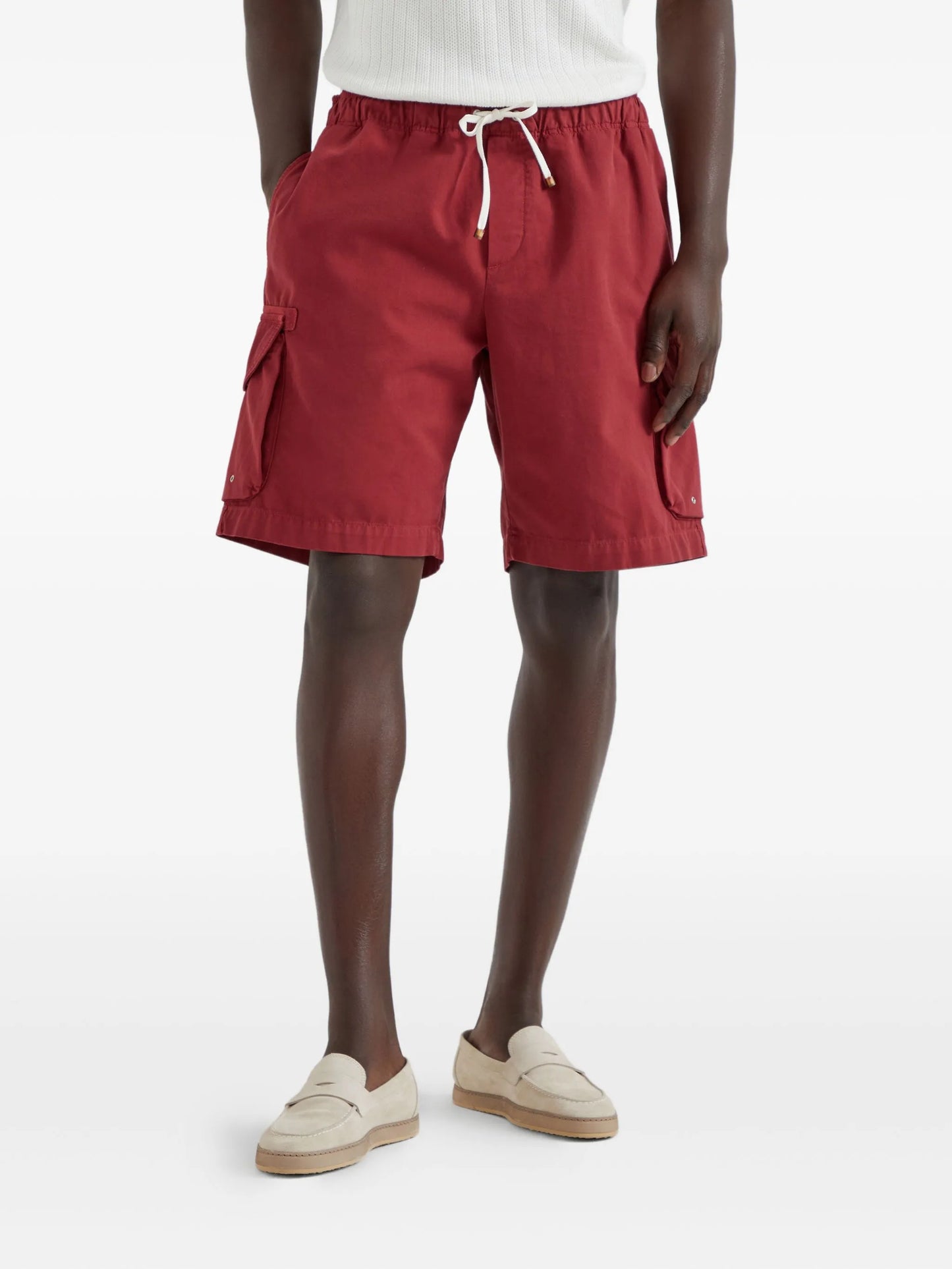 Cargo-pockets shorts