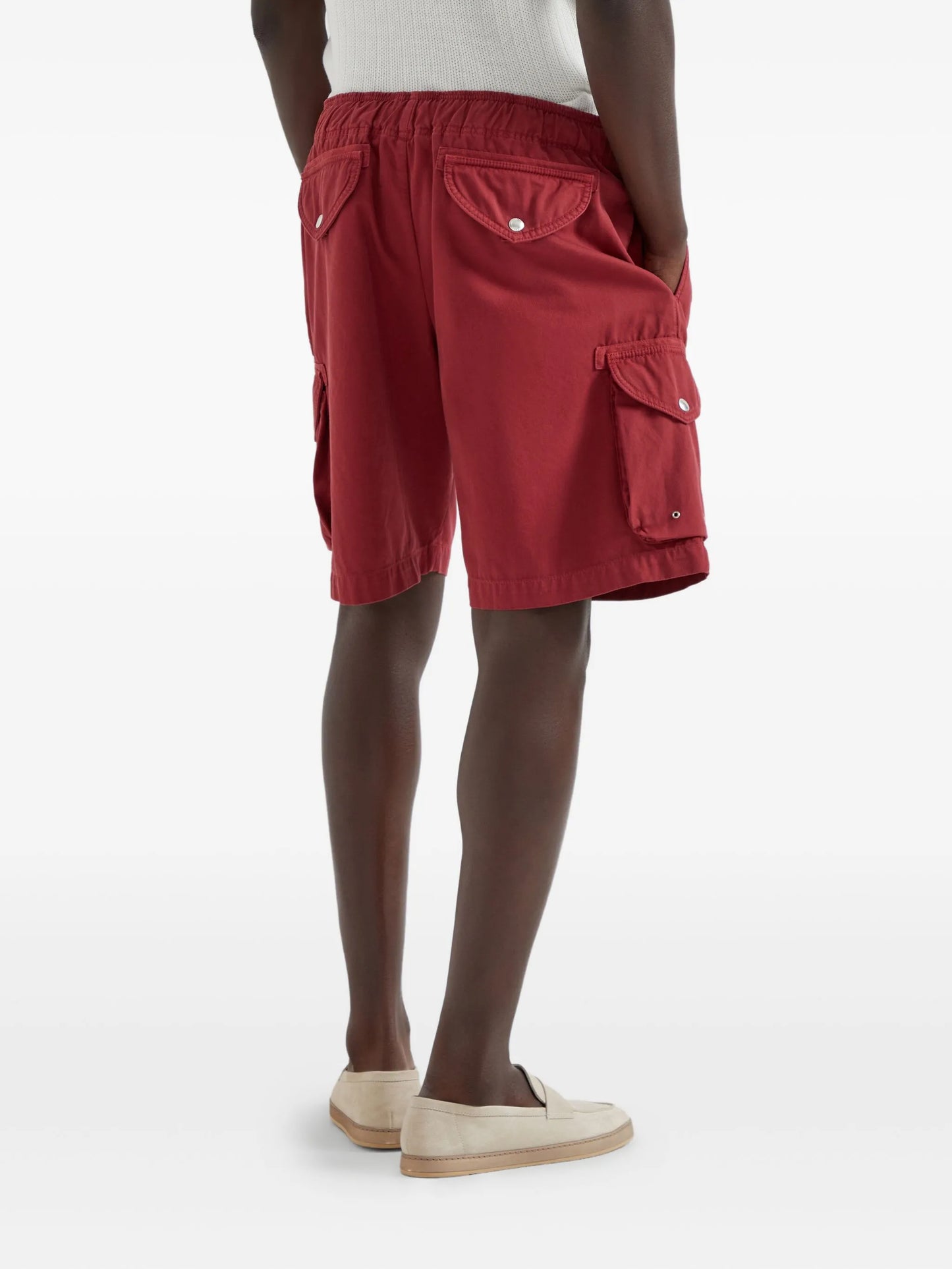 Cargo-pockets shorts